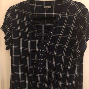 Express lace up top